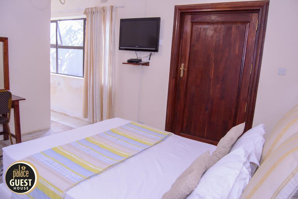 The Palace Guest House Harare Ngoại thất bức ảnh