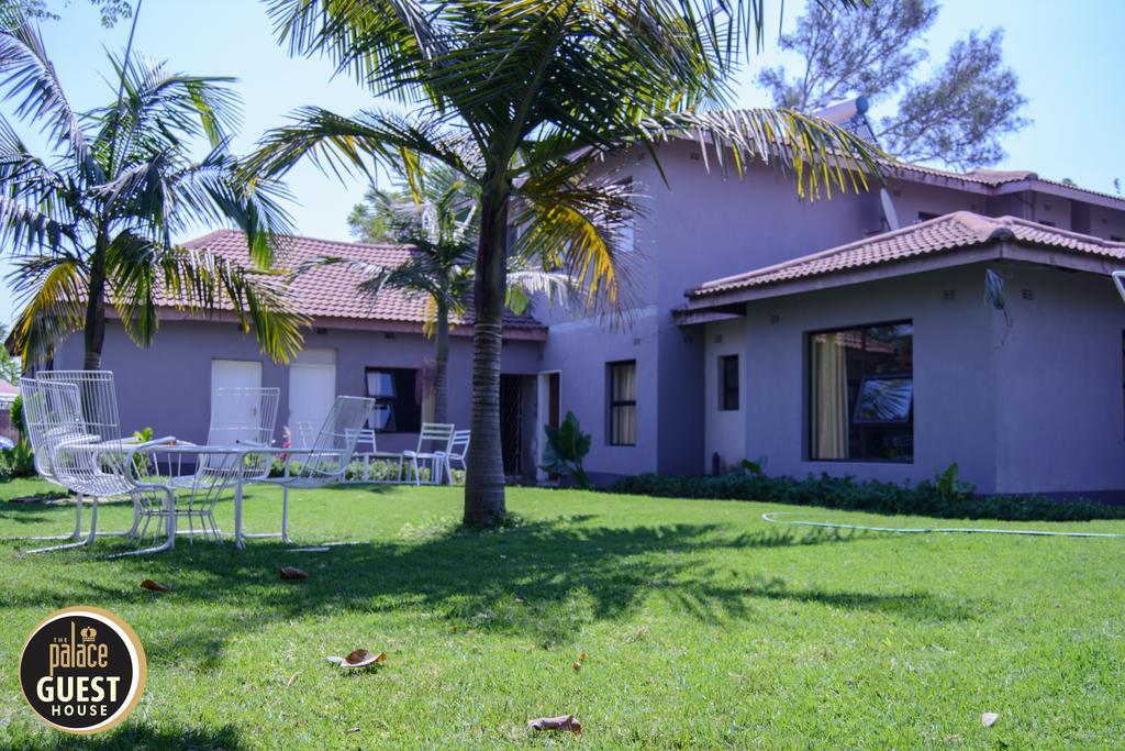 The Palace Guest House Harare Ngoại thất bức ảnh